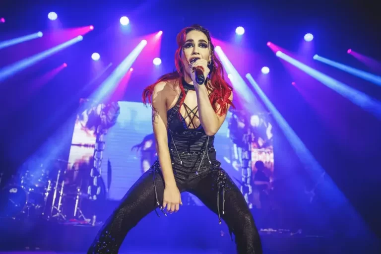 Lali desembarca en Neuquén con su explosivo nuevo tour: una noche de rock, pop y emociones intensas